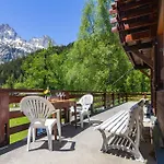 Montblanc Alpine & Sauna Retreat - Happy
