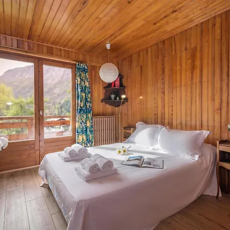 Montblanc Alpine & Sauna Retreat - Happy Chalet Chamonix